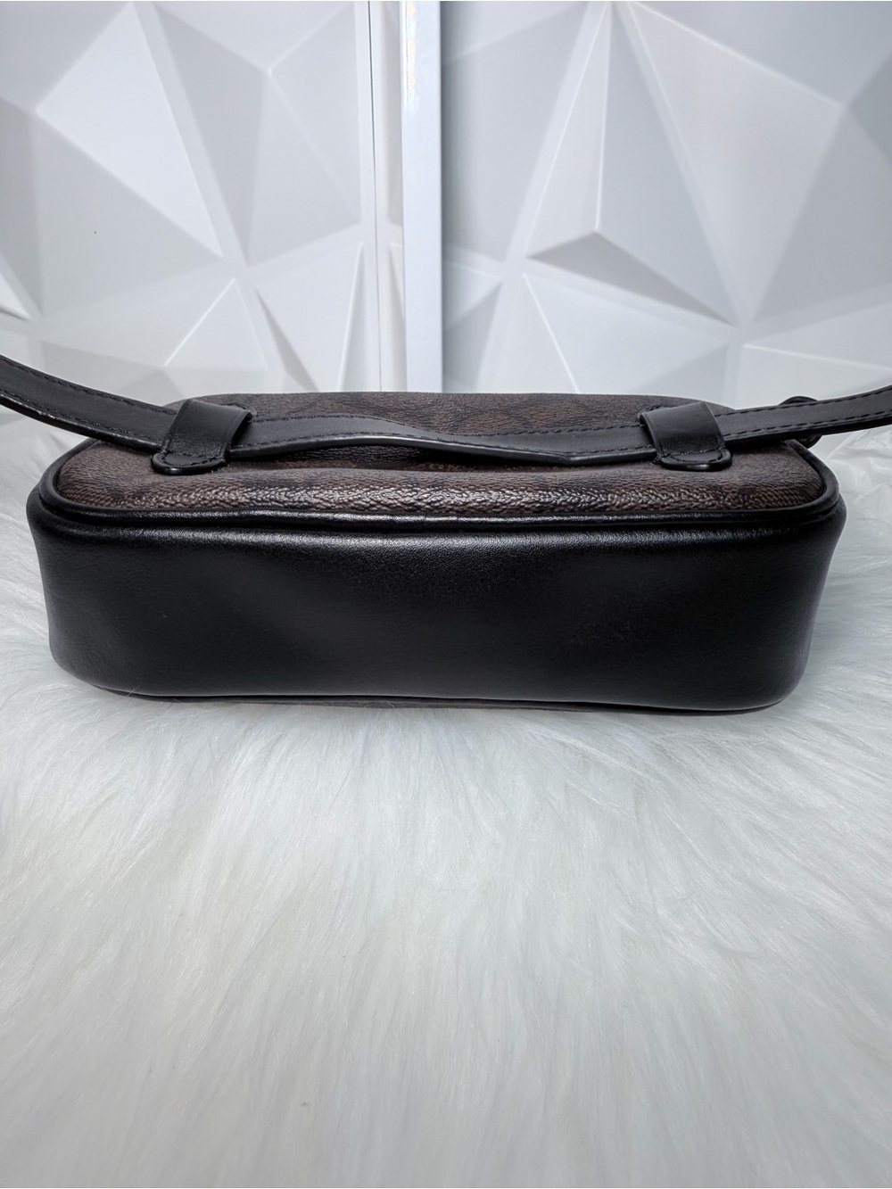 Coach convertible Crossbody with Belt Bag brown signature canvas 🤎 - Picture 11 of 15